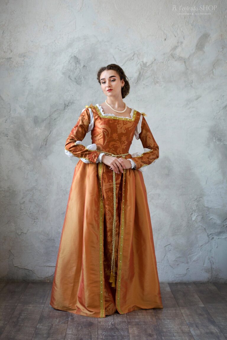 Exploring The Elegance: 15th Century Italian Renaissance Clothing